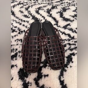 Vince Barcelona Jelly Cage Mule size 41